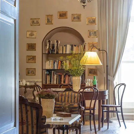 Fenicia Θέρετρο Ruvo di Puglia